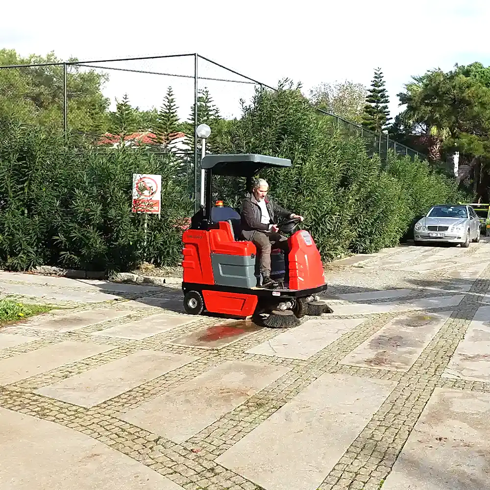 Hidrolik Yol Süpürücüsü - Damperli Sweeper Dass SW 150D Hidrolik Yol Süpürücüsü - Damperli Sweeper Dass SW 150D