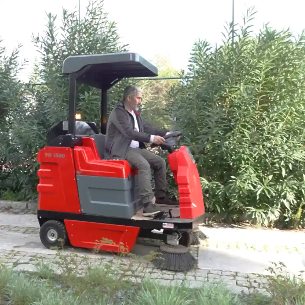 Hidrolik Yol Süpürücüsü - Damperli Sweeper Dass SW 150D Hidrolik Yol Süpürücüsü - Damperli Sweeper Dass SW 150D
